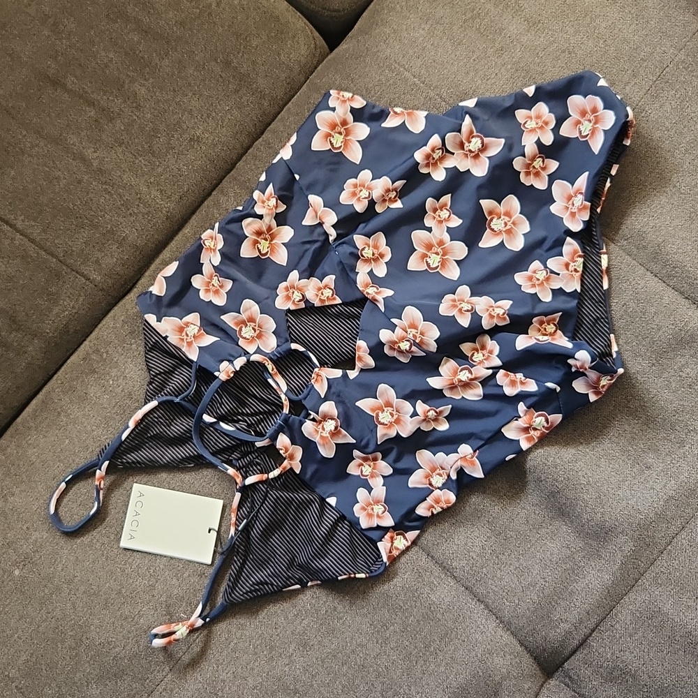 New acacia swimwear kokomo fullpiece swim suit isle L orchid tropical navy blue - Picture 9 of 10